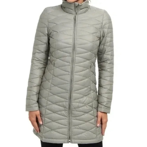 Patagonia Womens Fiona Down Parka Size XS in Verdigris - Picture 1 of 6